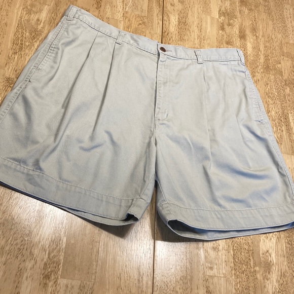 Dockers shorts - Picture 1 of 5